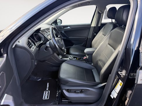 Used 2019 Volkswagen Tiguan SE w/ 3rd Row Seat Package image 10