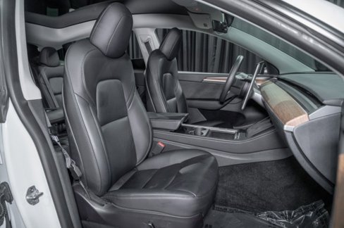 Used 2023 Tesla Model Y Performance image 14