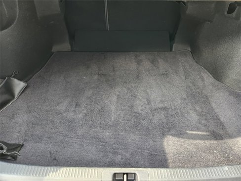 Used 2021 Toyota Camry XSE w/ Carpet Mat Package (TMS) image 32