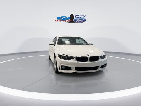 Used 2018 BMW 430i Convertible image 4