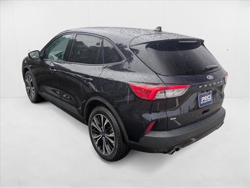 Used 2021 Ford Escape SE w/ SE Sport Appearance Package image 7