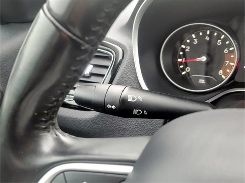 Used 2020 Jeep Compass Latitude image 20