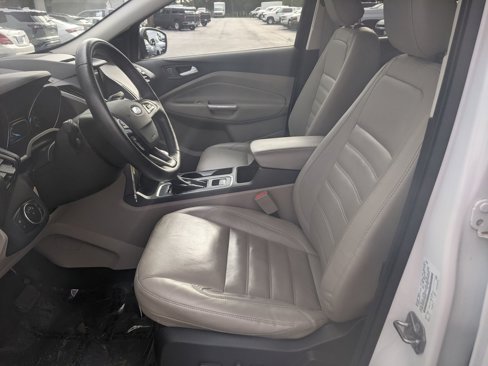 Used 2018 Ford Escape SEL image 16