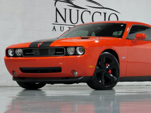 Used 2009 Dodge Challenger SRT8 image 10