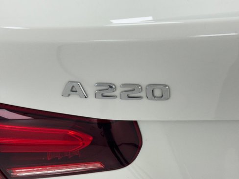Used 2020 Mercedes-Benz A 220 4MATIC image 37
