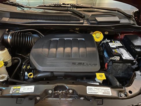Used 2019 Dodge Grand Caravan SXT image 37