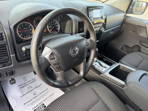 Used 2014 Nissan Titan SV w/ SV Value Truck Package image 13