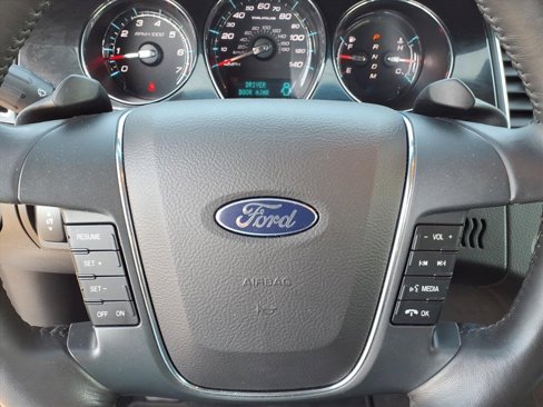Used 2010 Ford Taurus Limited image 17