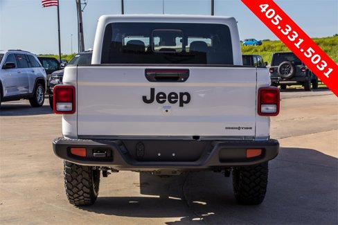 New 2025 Jeep Gladiator Sport image 13