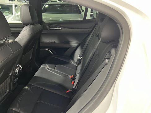 Used 2022 Alfa Romeo Stelvio Ti image 51