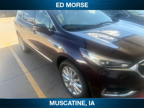 Used 2018 Buick Enclave Essence w/ Trailering Package image 2