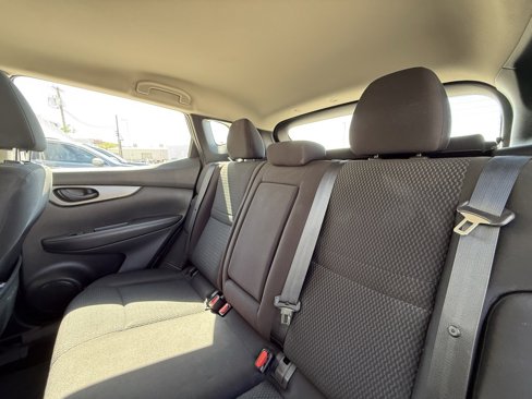 Used 2020 Nissan Rogue Sport S w/ Appearance Package image 7