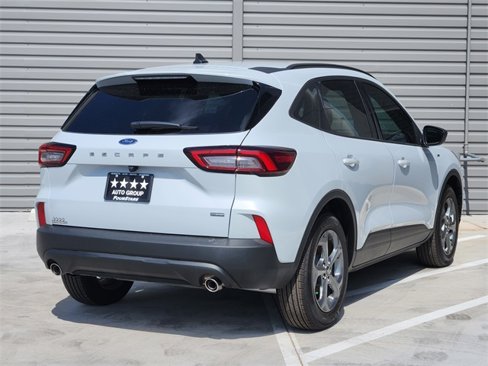 New 2025 Ford Escape ST-Line w/ Equipment Group 301A image 4