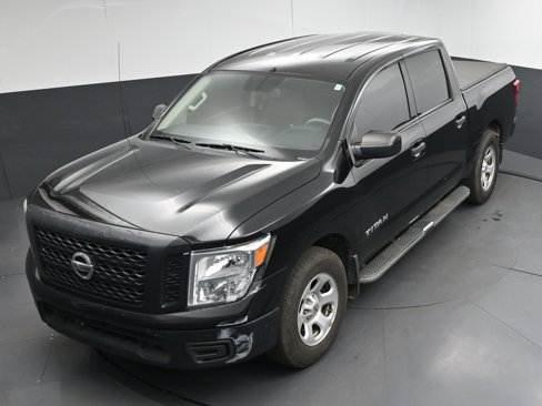 Used 2017 Nissan Titan S image 27