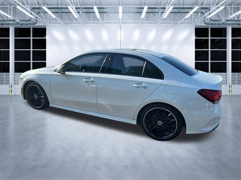 Used 2021 Mercedes-Benz A 220 image 5
