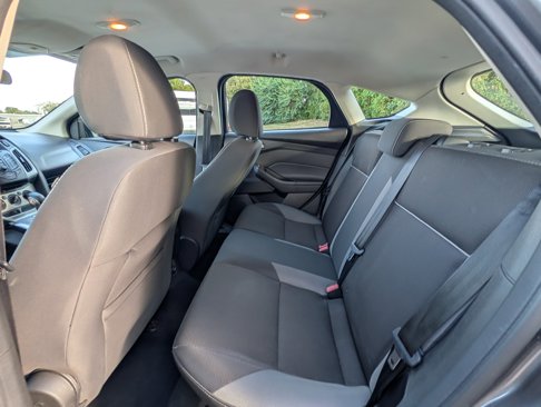 Used 2014 Ford Focus SE w/ SE Winter Package image 22