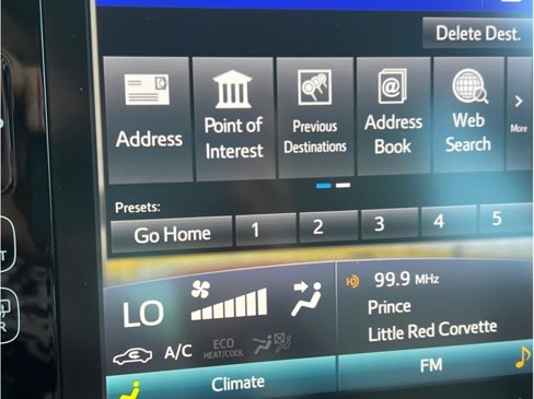Used 2019 Toyota Prius Limited image 34
