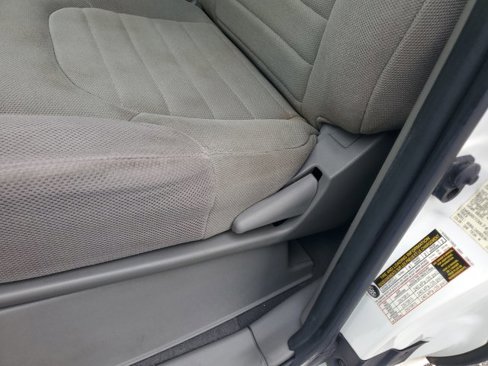 Used 2019 Nissan Frontier S image 16