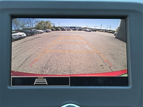 Used 2024 Chevrolet Equinox LT image 37