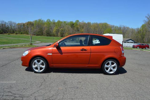 Used 2009 Hyundai Accent SE image 58