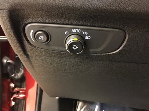 Used 2023 Buick Envision Essence w/ Sport Touring Package image 37