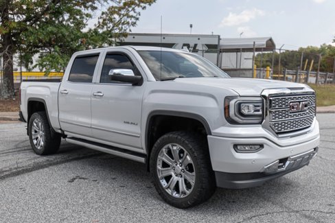 Used 2018 GMC Sierra 1500 Denali w/ Denali Ultimate Package image 3