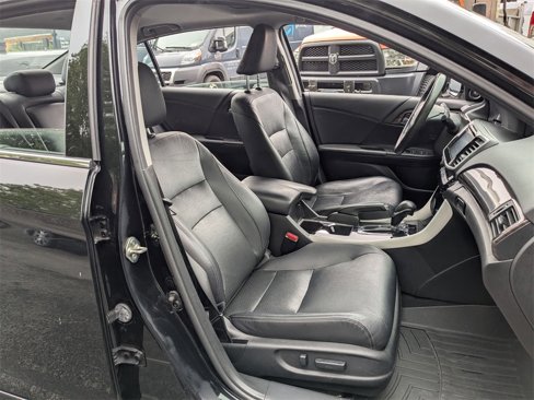Used 2016 Honda Accord EX-L image 25