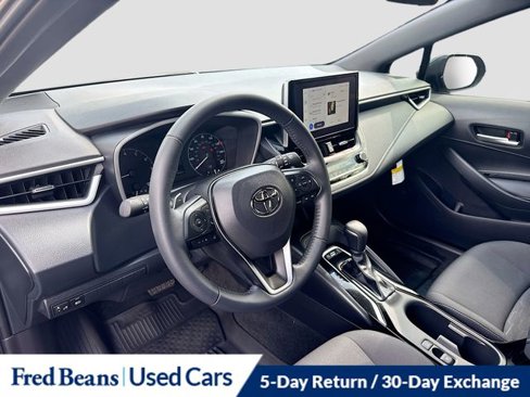 Used 2025 Toyota Corolla SE image 10