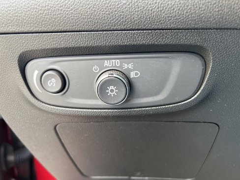 Used 2024 Buick Encore GX Sport Touring w/ Experience Buick Package image 17