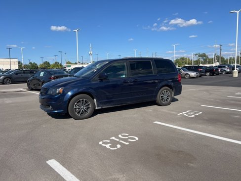 Used 2017 Dodge Grand Caravan GT image 19