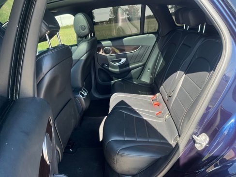 Used 2018 Mercedes-Benz GLC 300 4MATIC w/ Multimedia Package image 31