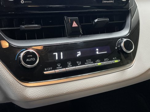 Certified 2022 Toyota Corolla LE image 24