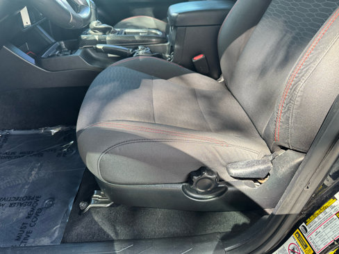 Used 2017 Toyota Tacoma SR5 image 11
