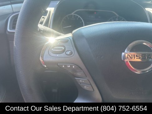Used 2019 Nissan Murano S image 17