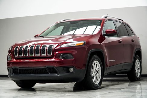 Used 2016 Jeep Cherokee Latitude w/ Comfort/Convenience Group image 8