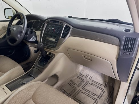 Used 2003 Toyota Highlander V6 image 25