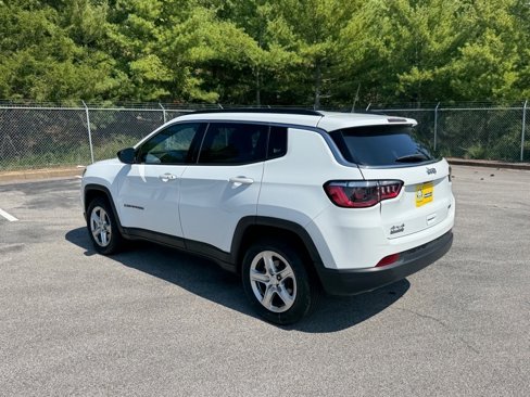 Certified 2024 Jeep Compass Latitude image 4