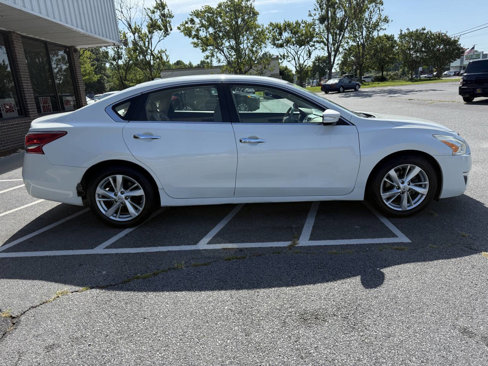 Used 2013 Nissan Altima 2.5 SL w/ Technology Pkg image 19