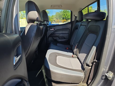 Used 2017 Chevrolet Colorado Z71 image 16