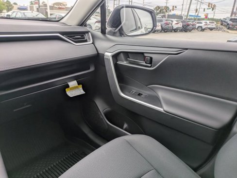 New 2025 Toyota RAV4 LE image 18