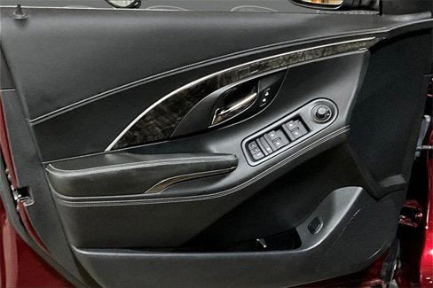 Used 2016 Buick LaCrosse Leather image 11