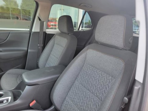 Used 2023 Chevrolet Equinox LT image 19