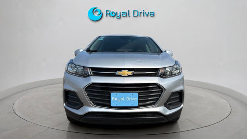 Used 2022 Chevrolet Trax LS w/ Tint and Cruise Package image 9