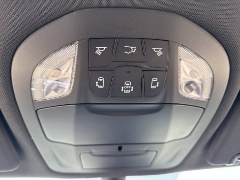 New 2025 Chrysler Pacifica Select image 18