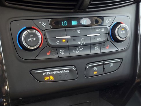 Used 2017 Ford Escape Titanium image 26