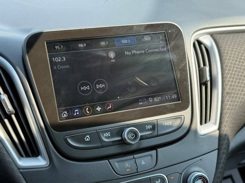 Used 2023 Chevrolet Malibu LT image 24