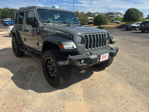 Used 2019 Jeep Wrangler Unlimited Sport S image 3