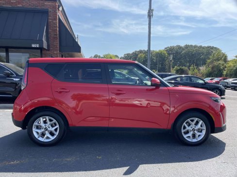 Certified 2024 Kia Soul LX w/ Option Group 015 image 8