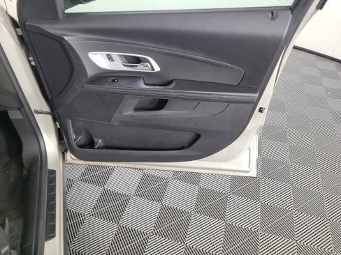 Used 2013 Chevrolet Equinox LS image 14