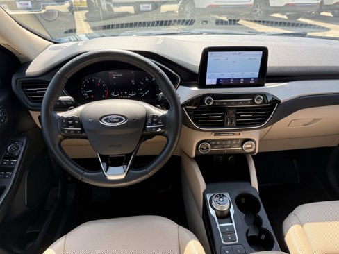 Used 2020 Ford Escape SEL image 14